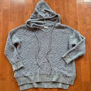 Miracle Women’s hooded sweater in size s/m oversized fit. Super soft! NWOT